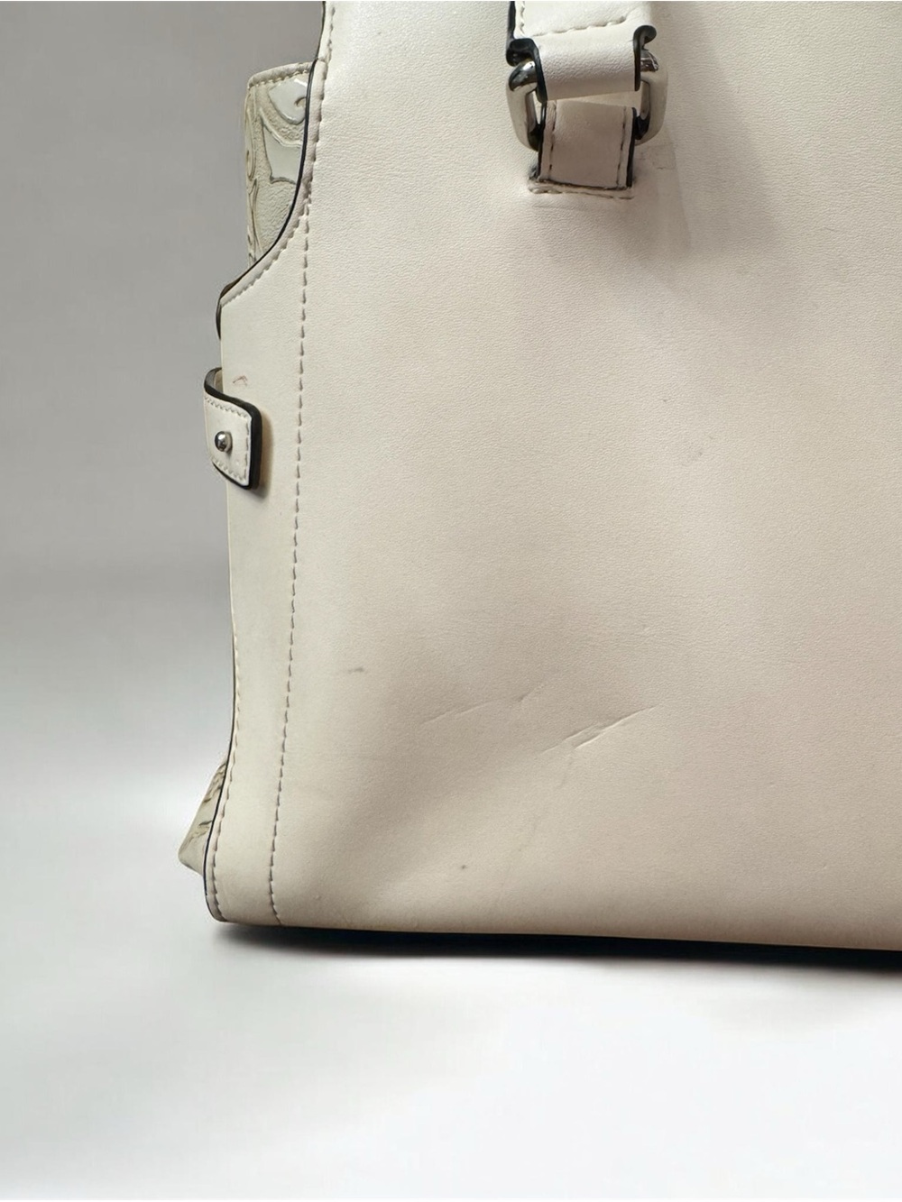 London Fog cream satchel shoulder handbag - Picture 9 of 9